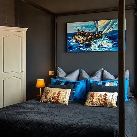 Il Duca D'amalfi Bed & Breakfast 4*